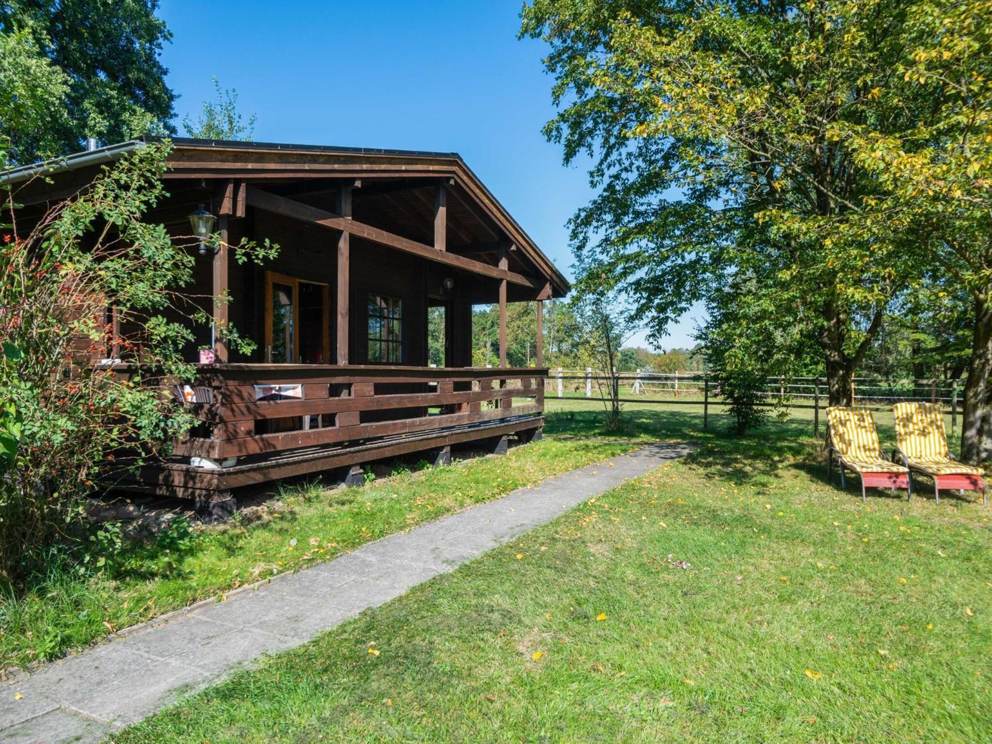 Holiday Home On A Horse Farm In The L Neburg Heath 에스치드 외부 사진