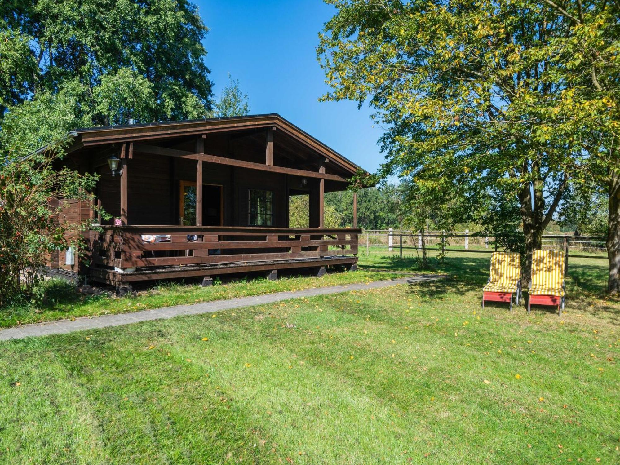 Holiday Home On A Horse Farm In The L Neburg Heath 에스치드 외부 사진